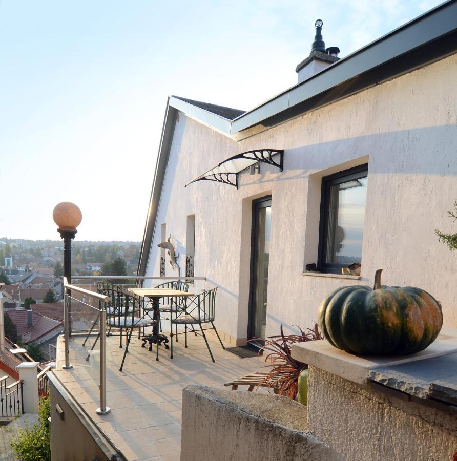 Filia Apartman Eger Exterior foto